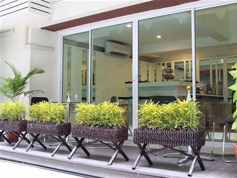 Nantra De Comfort Bangkok Esterno foto